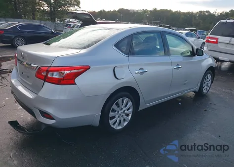 2017 Nissan Sentra S z USA, uszkodzony, nr VIN 3N1AB7AP0HY297259